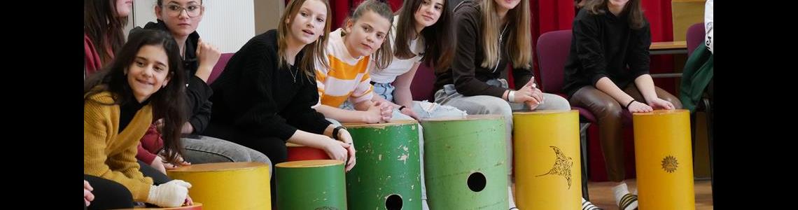 BUBNOVÁNÍ NA DRUMBENY SE ZDEŇKEM ROLLEREM 